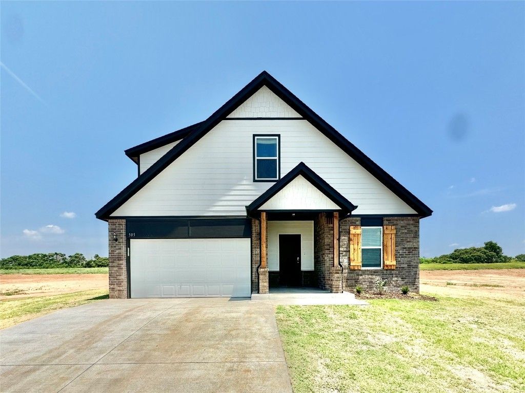 505 Evergreen Way. Guthrie, OK 73044