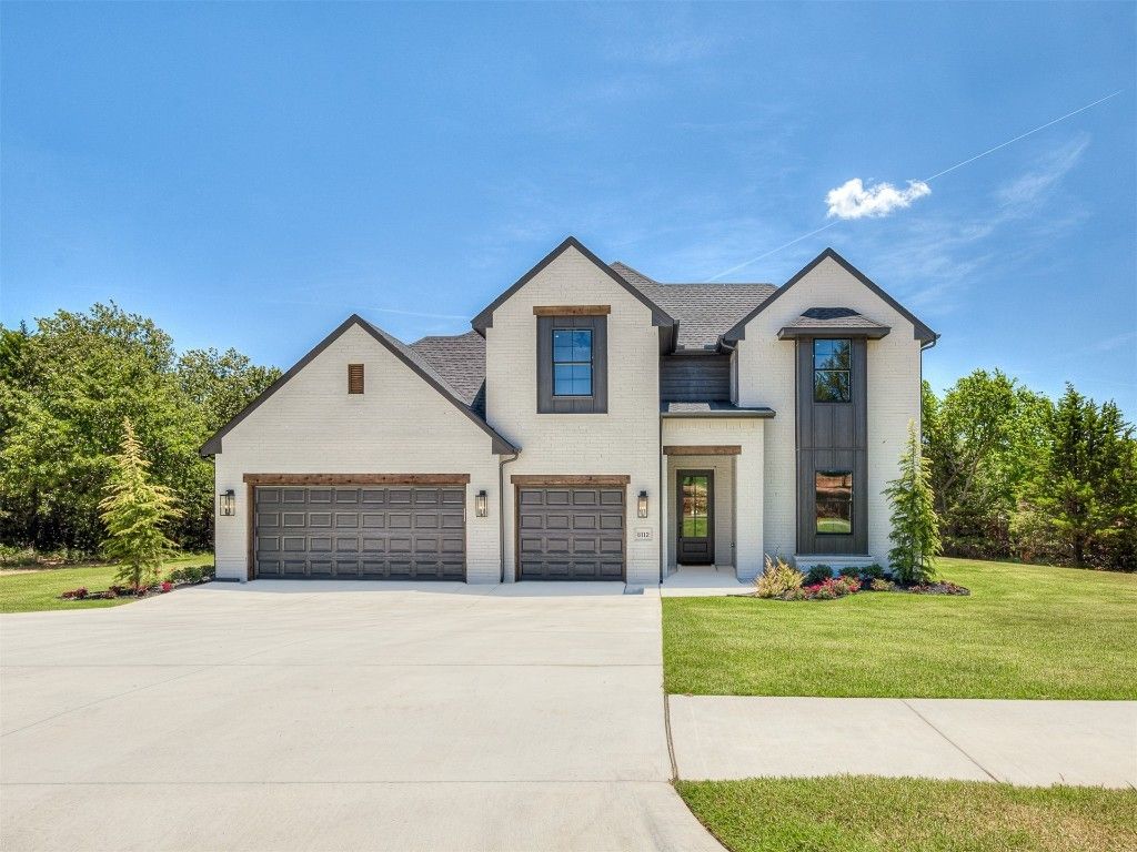 8112 Goldfinch Drive. Guthrie, OK 73044