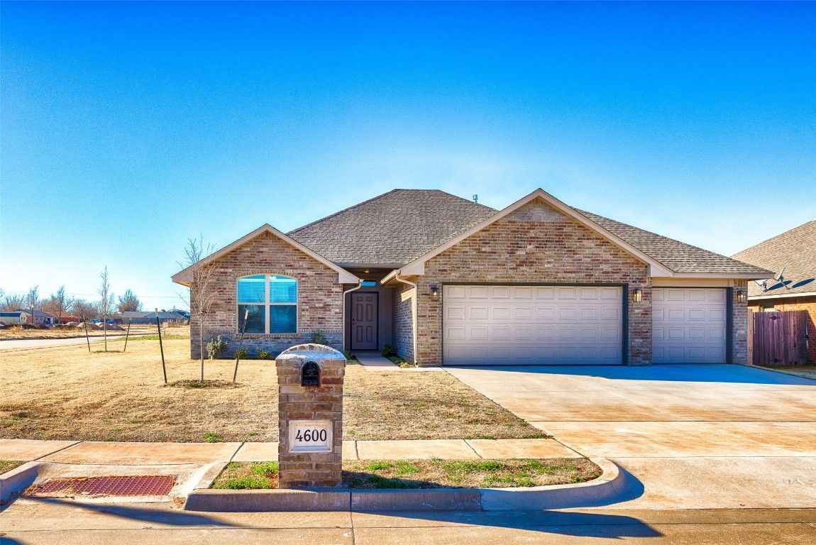 4600 River Mesa Drive. Yukon, OK 73099