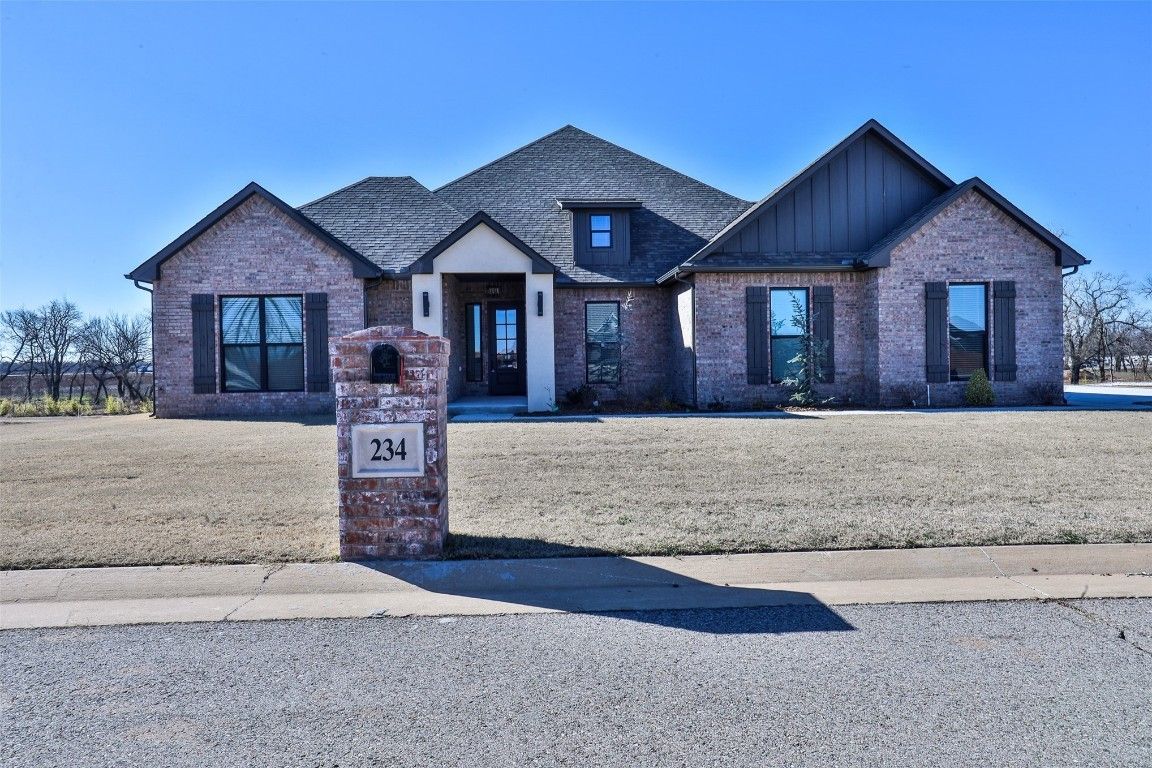 234 Bree Way. Goldsby, OK 73093