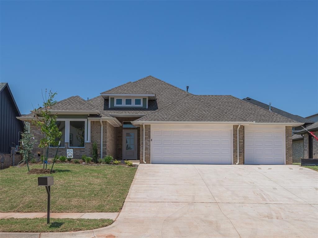 2125 Santa Monica Street. Edmond, OK 73034