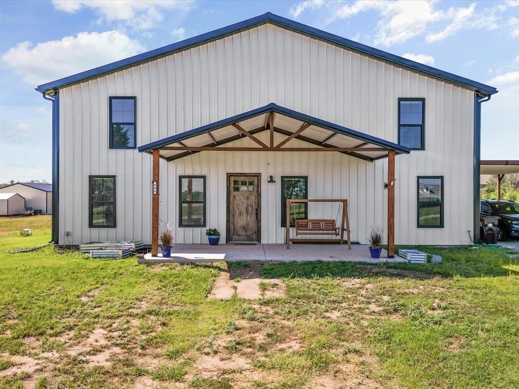 406 Dana Lane. McLoud, OK 74851