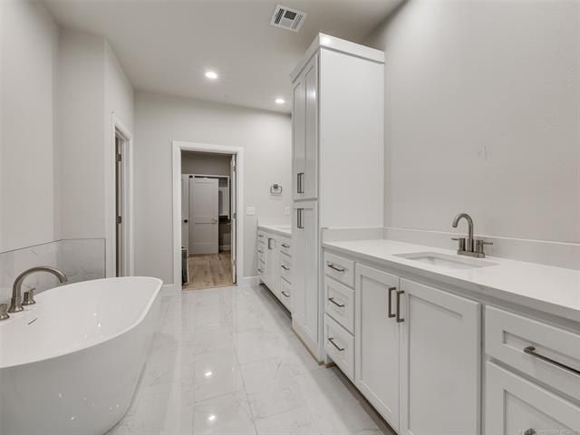 698 W 113Th Court S. Jenks, OK 74037