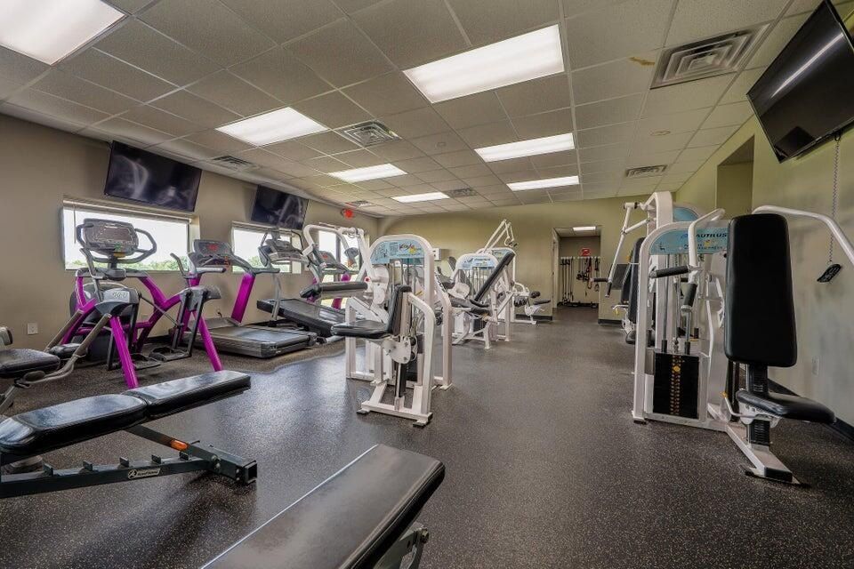 4949 Lost Cove Rd Road. Grove, OK 74344