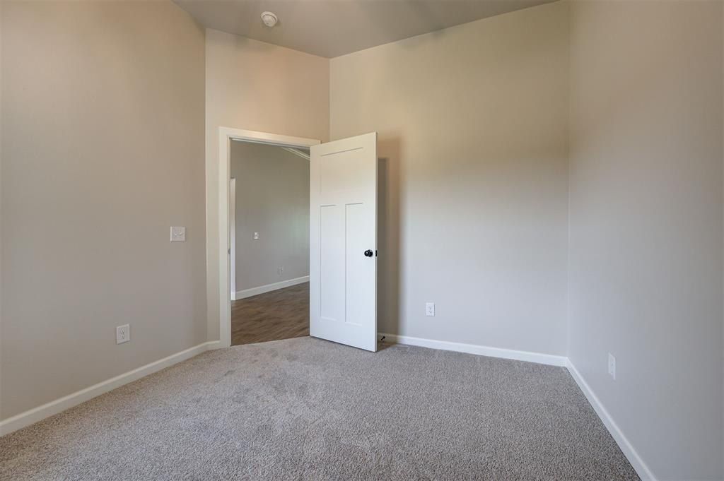 3333 Slate River Drive. Yukon, OK 73099