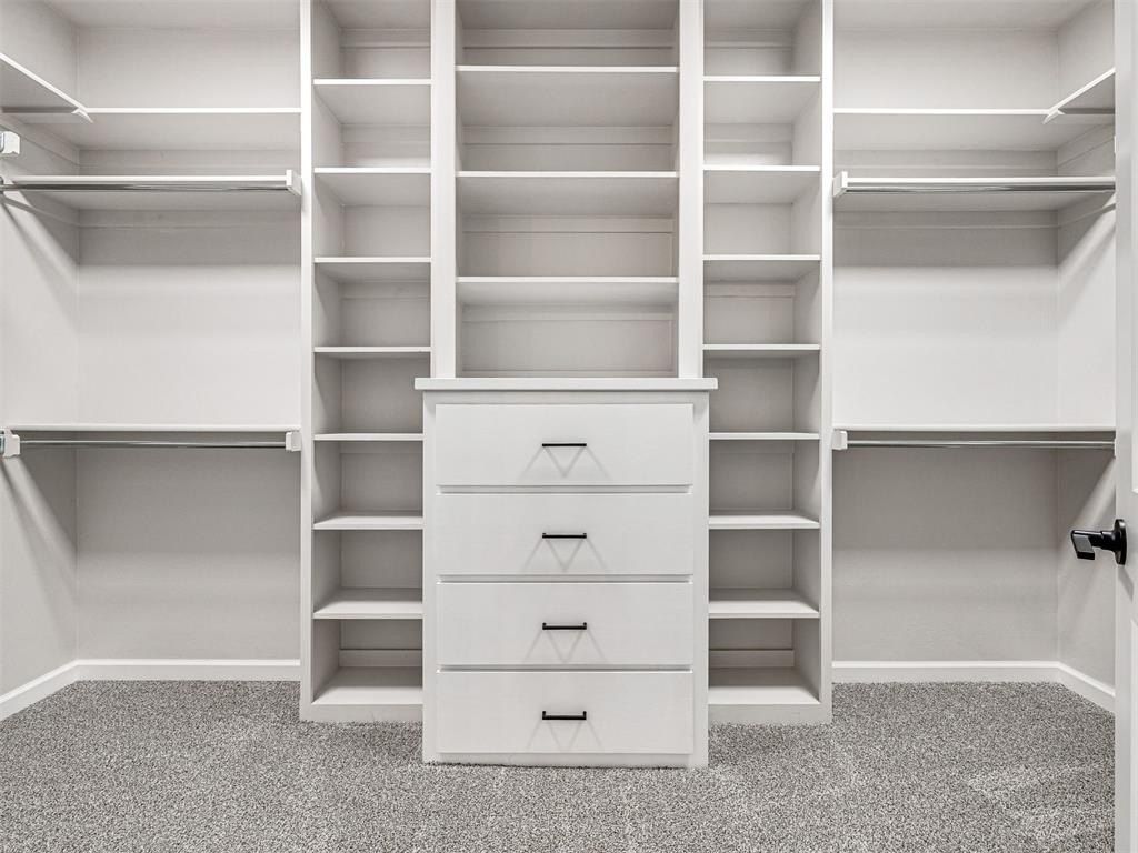 2716 Dunham Drive. Norman, OK 73071