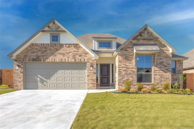 5110 S Everett Drive. Sand Springs, OK 74063