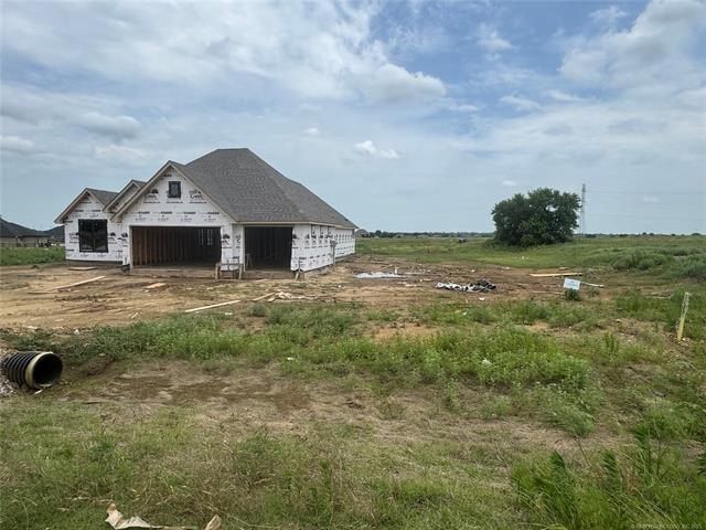 14129 N 54Th East Avenue. Collinsville, OK 74021