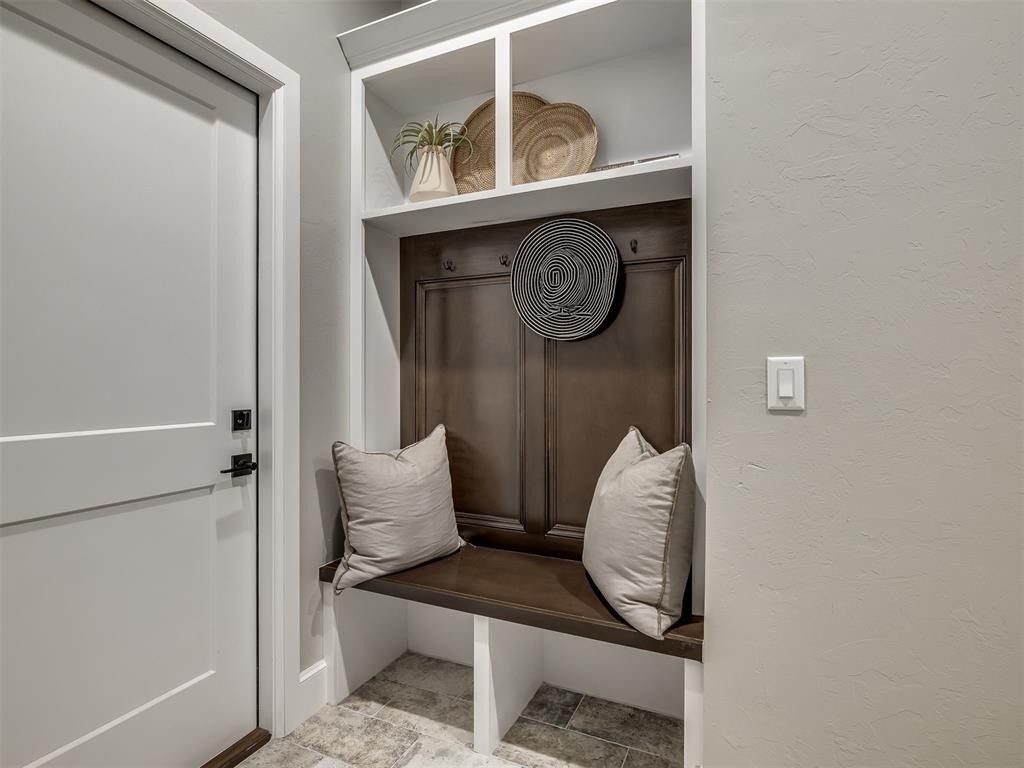 3394 Red Ridge Drive. Blanchard, OK 73010