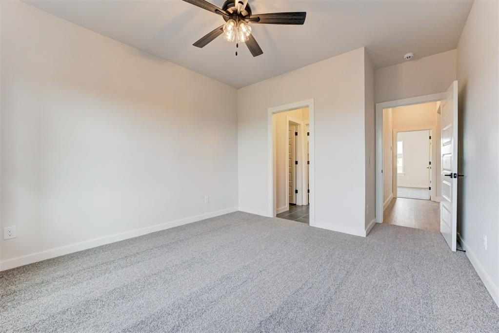 4175 White Ash Drive. Piedmont, OK 73078