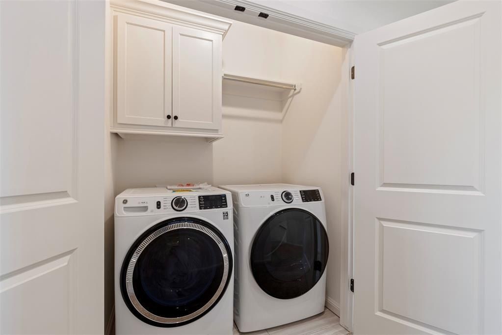 729 Montauk Way. Edmond, OK 73034