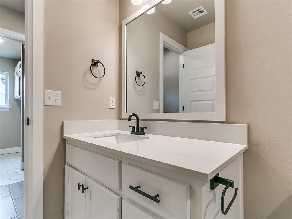 14205 Giverny Avenue. Yukon, OK 73099