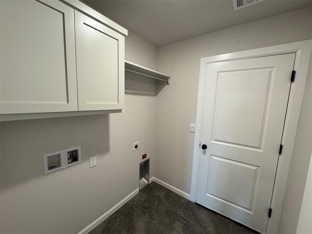 10730 Painted Turtle Way. Midwest City, OK 73130