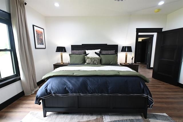 34750 S Falcon Crest Lane. Cookson, OK 74427