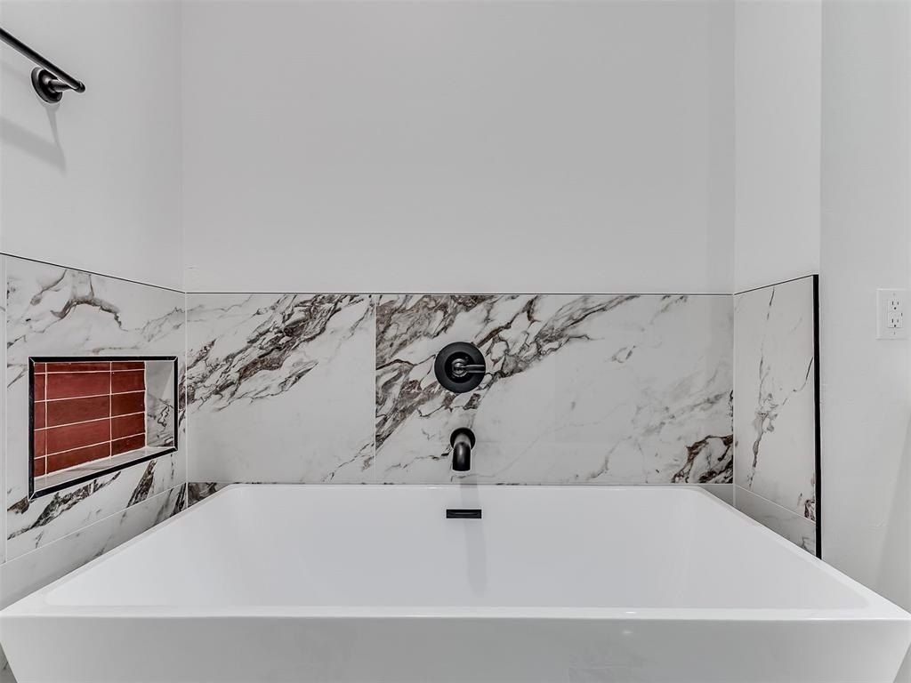 8060 Longbow. Arcadia, OK 73007