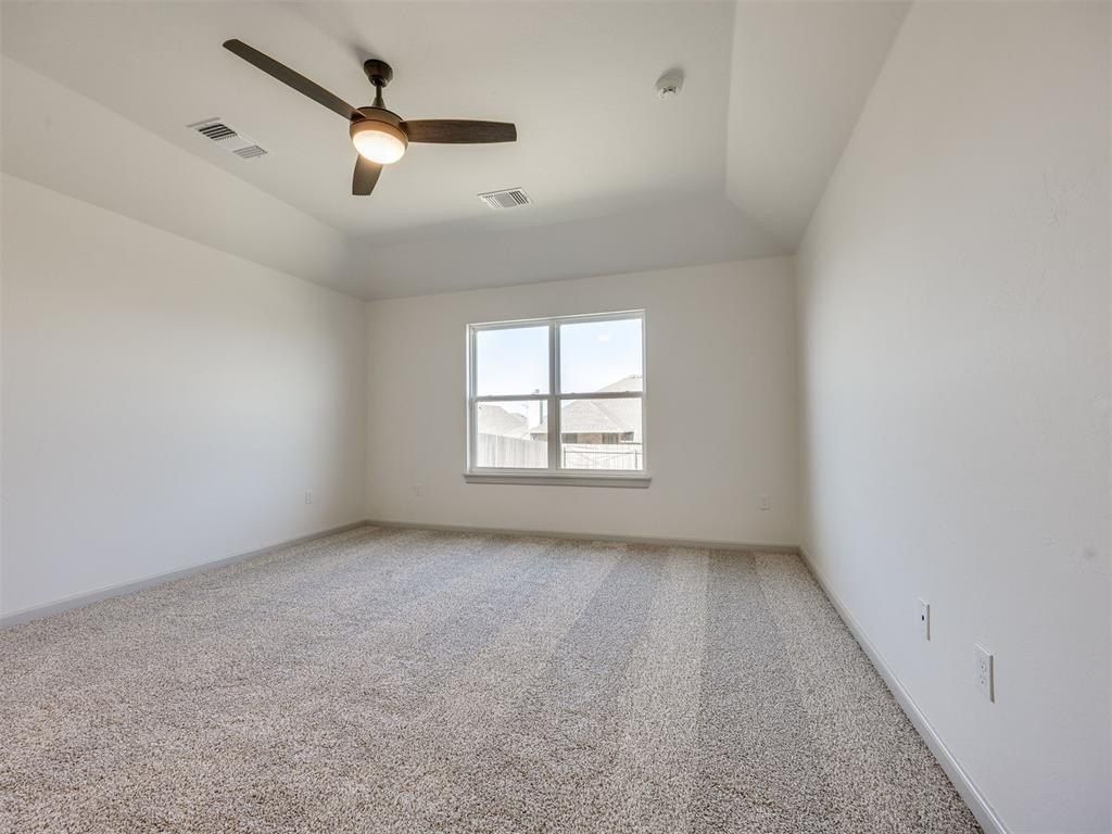 8313 Nw 162Nd Street. Edmond, OK 73013