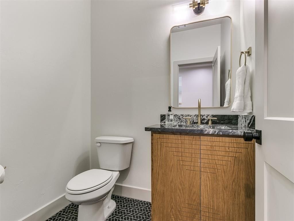 14029 North Ridge Drive. Choctaw, OK 73020