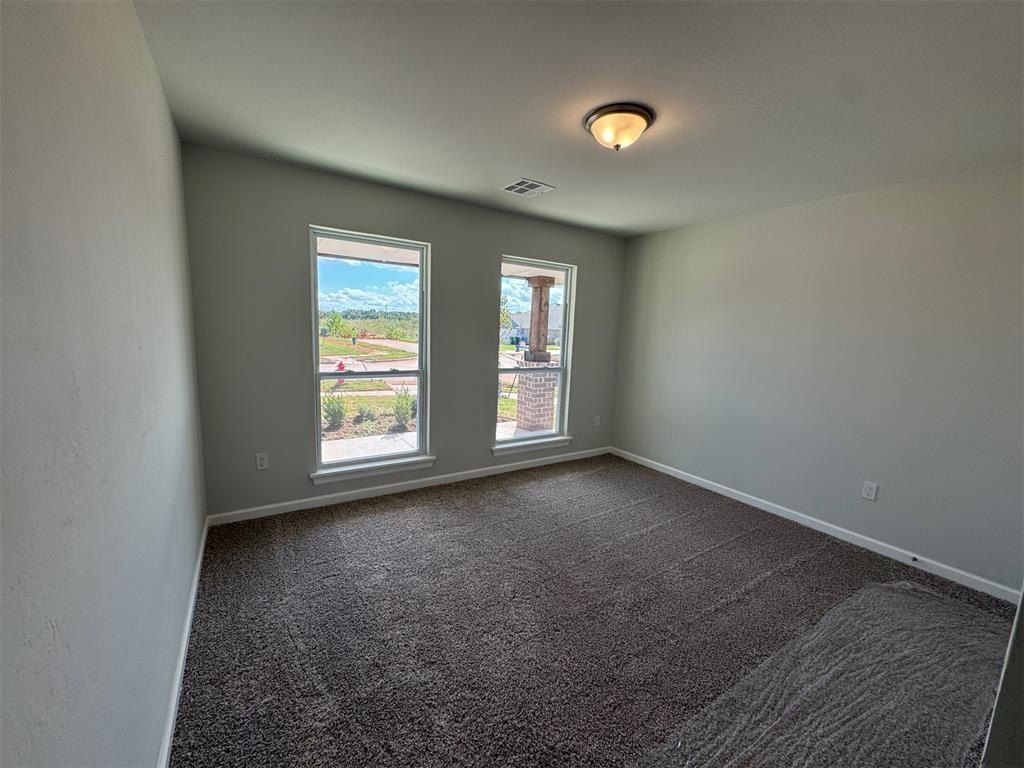 10729 Painted Turtle Way. Midwest City, OK 73130