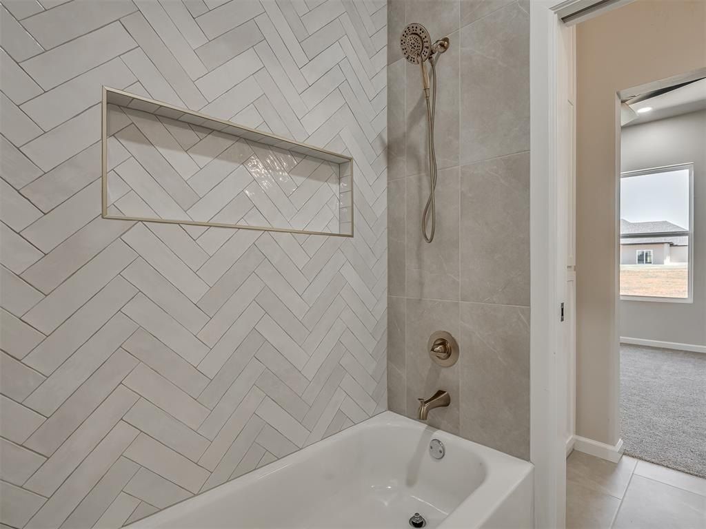 25187 Ethan Street. Cashion, OK 73016