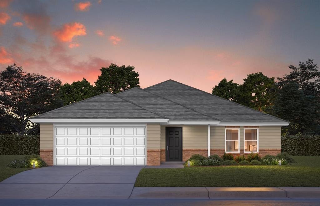 10128 Pennington Street. Harrah, OK 73045