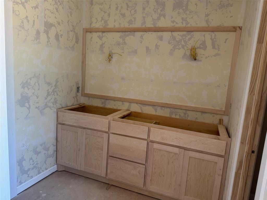 1300 Lighthorsemen Way. Choctaw, OK 73020