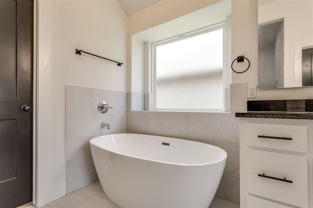 2225 Sw 160Th Street. Oklahoma City, OK 73170