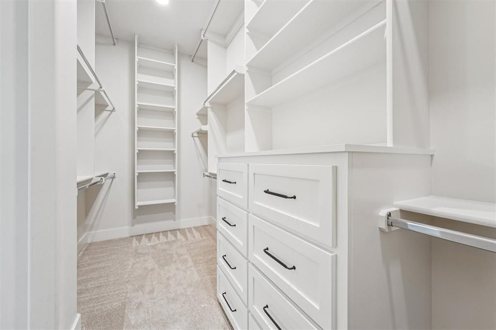 4480 Raymond Lane. Guthrie, OK 73044