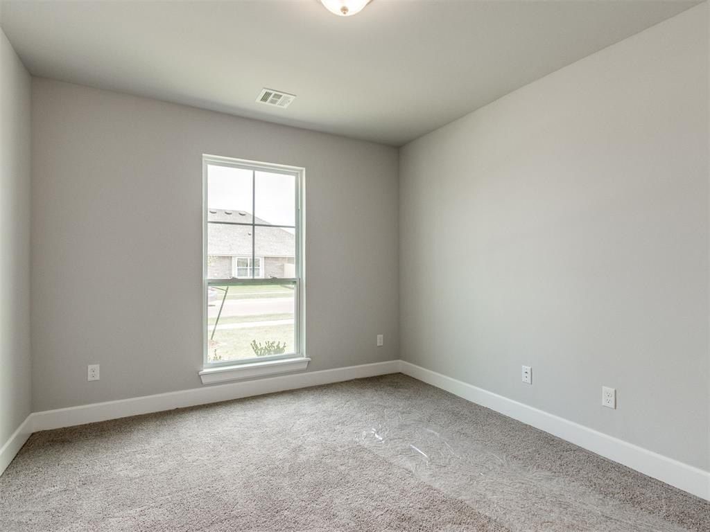 14113 Giverny Avenue. Yukon, OK 73099