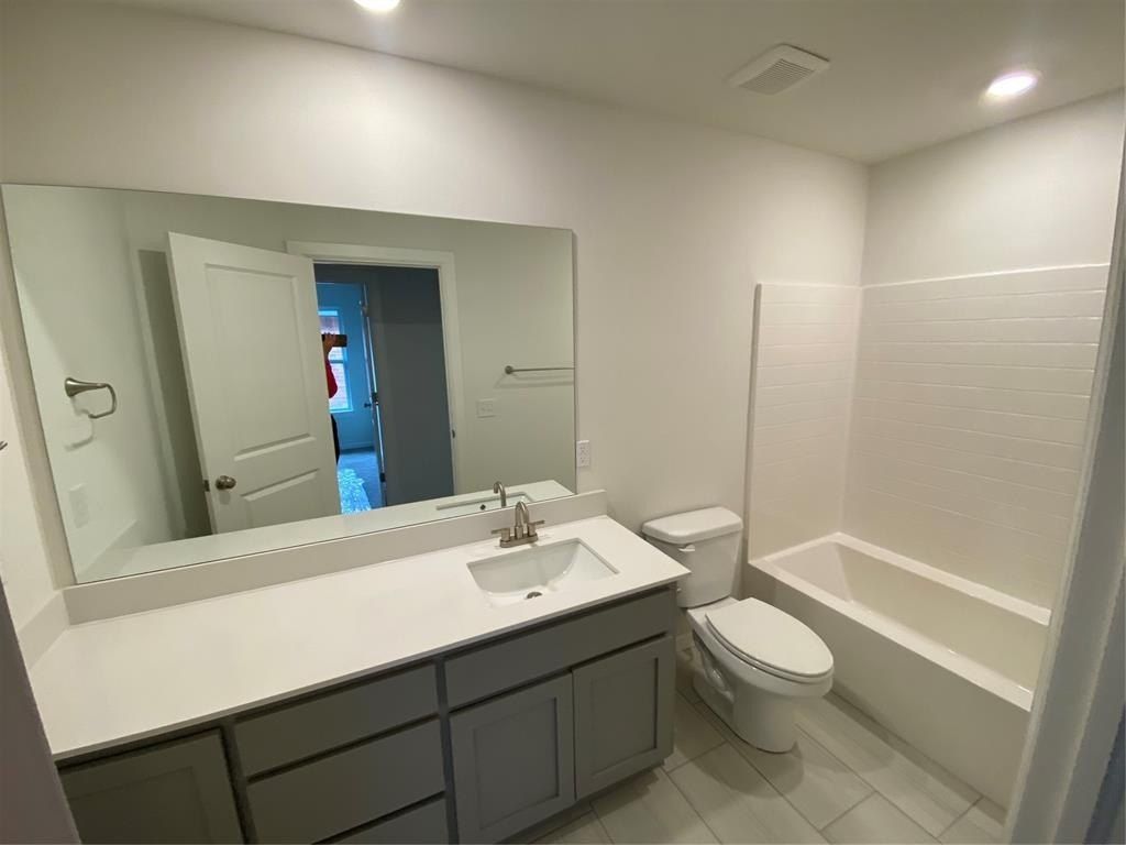 20649 Brush Creek Boulevard. Harrah, OK 73045