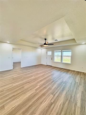 3370 Leavenworth Trail. Calera, OK 74730