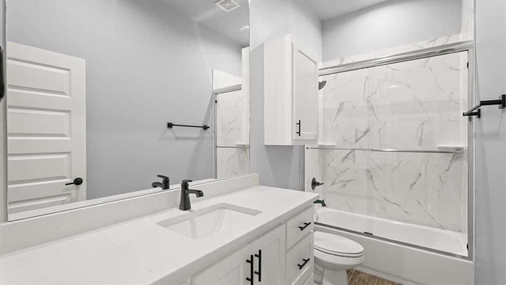 308 W 3Rd Street. Arcadia, OK 73007