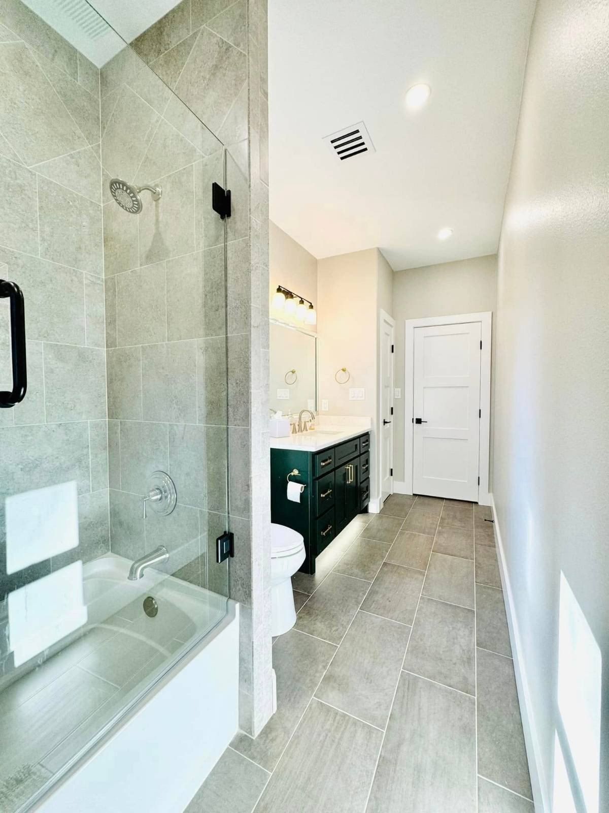 430552 E 1648 Ln Rocky Mountain Road. Clayton, OK 74536