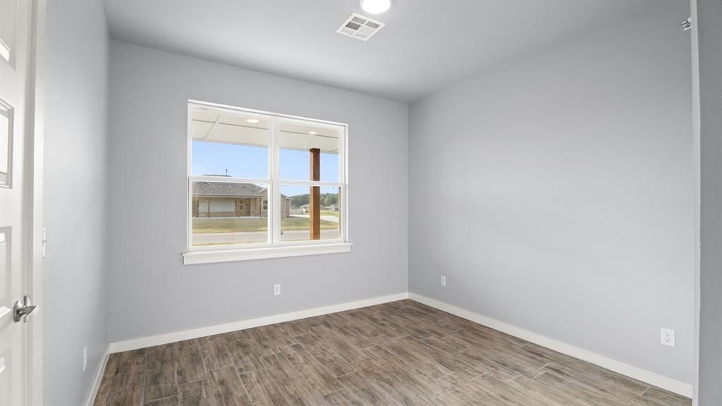 214 Olde Mill Court. Jones, OK 73049