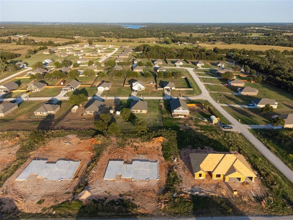 29168 Osage Hills Drive. McLoud, OK 74851