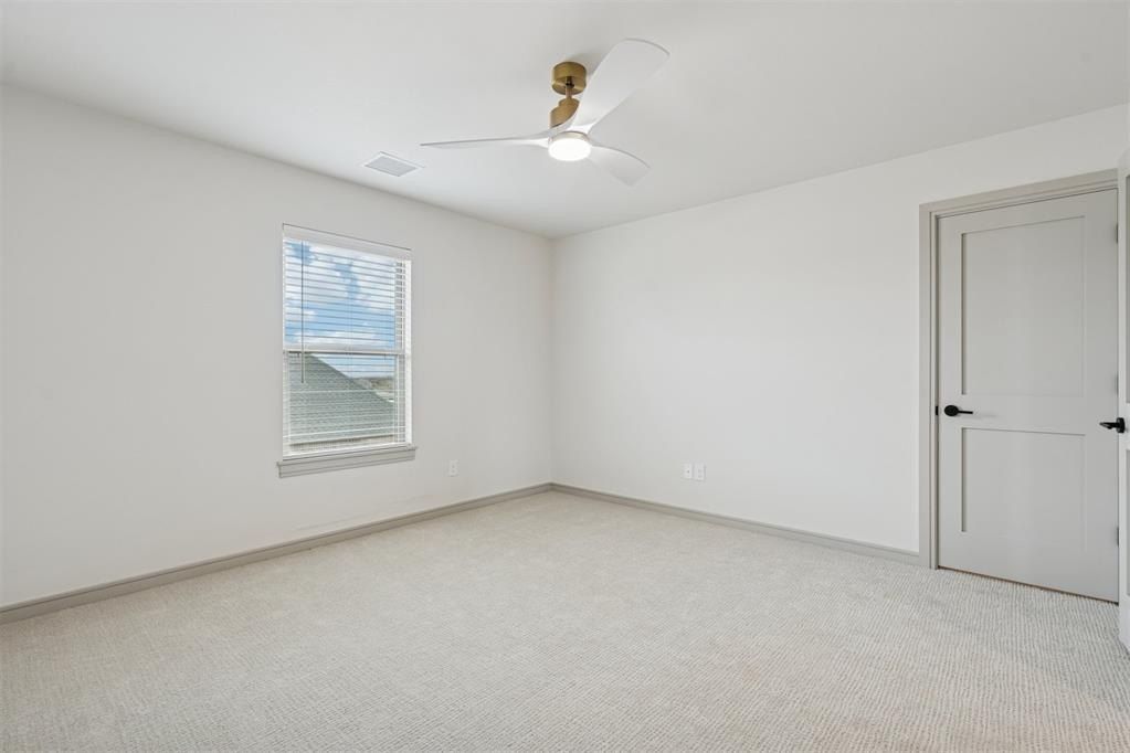 2148 Josslyn Place. Edmond, OK 73034