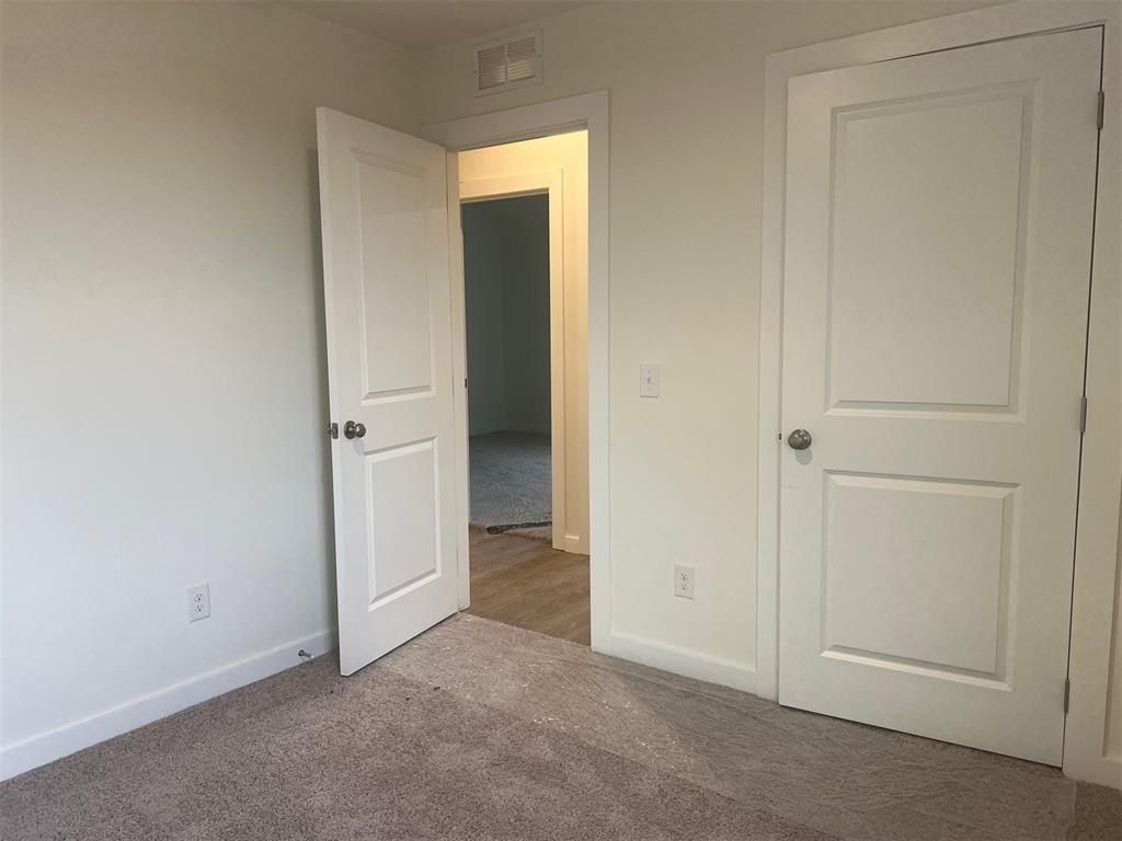 1779 Se 20Th Street. Newcastle, OK 73065