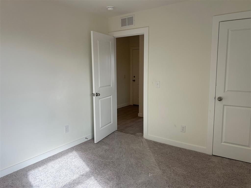 2061 Brush Creek Way. Newcastle, OK 73065