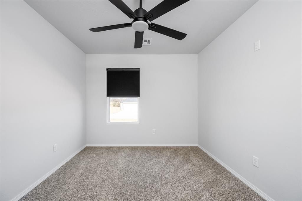 13411 Huckleberry Lane. McLoud, OK 74851