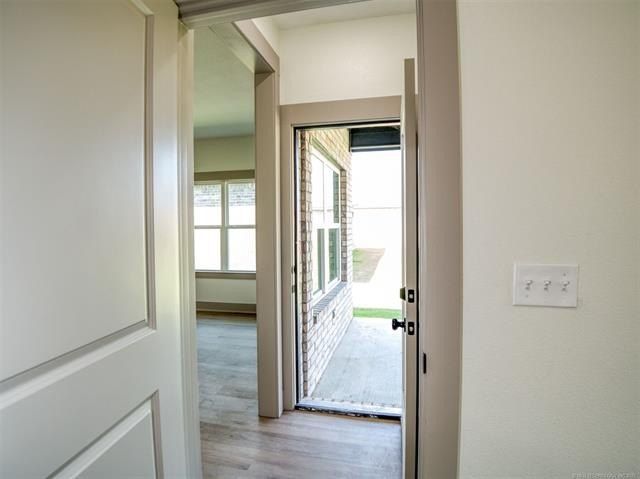 212 Cottonwood Street. Calera, OK 74730