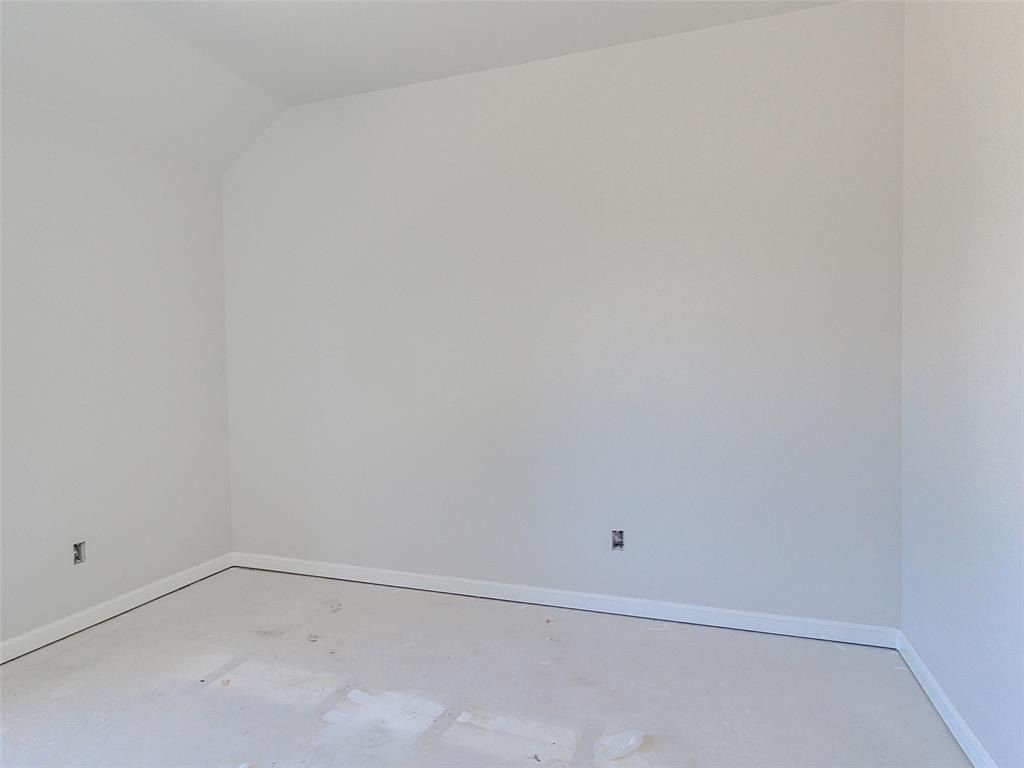 11673 Ward Road. Edmond, OK 73034