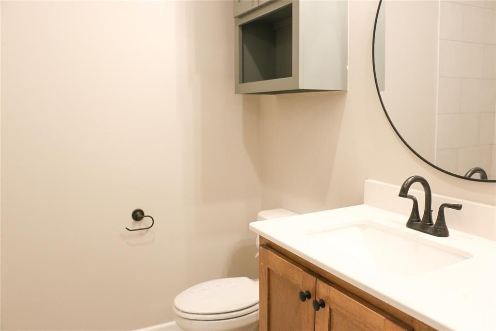 624 Trails End Drive. Shawnee, OK 74804