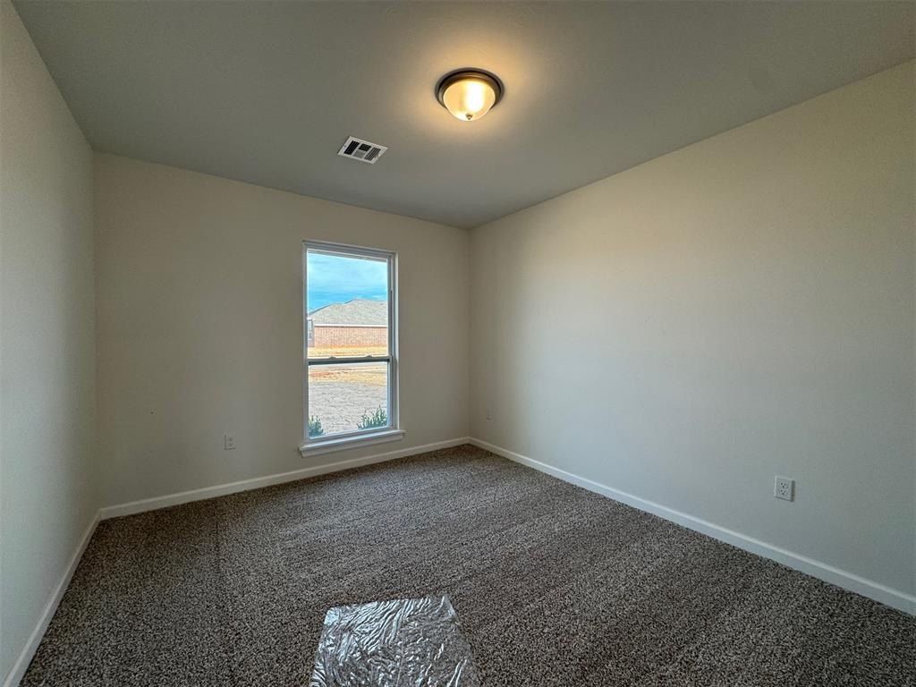 2611 Turtle Way. Midwest City, OK 73130