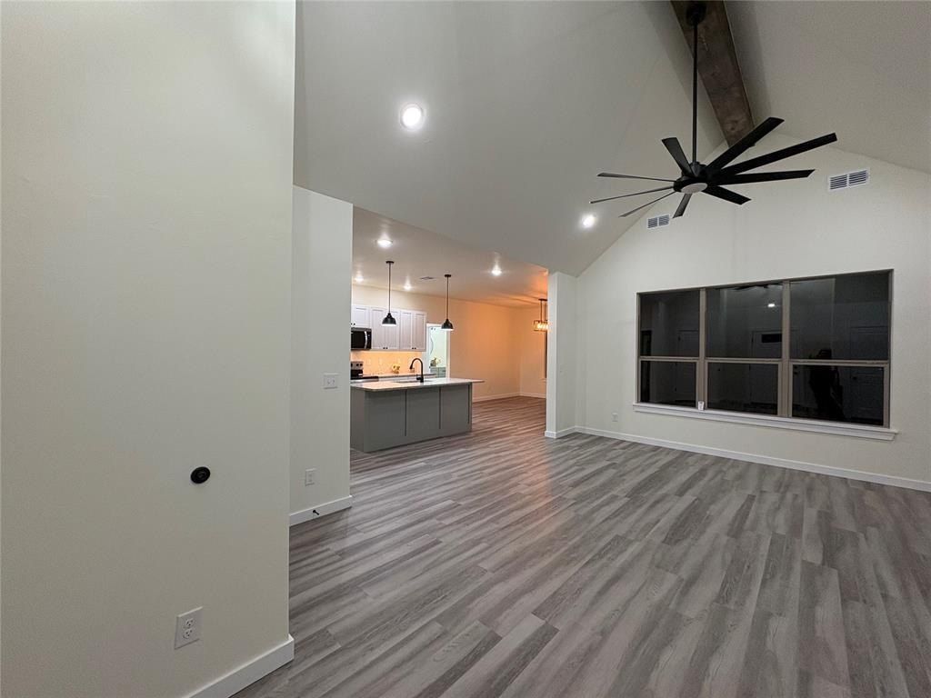 7395 Tall Oaks Lane. Guthrie, OK 73044