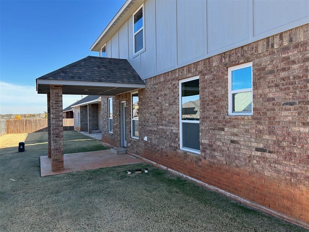 19601 Denison Avenue. Edmond, OK 73012