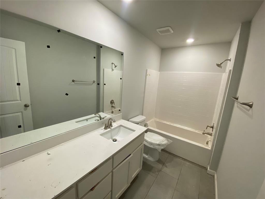 20652 Brush Creek Boulevard. Harrah, OK 73045