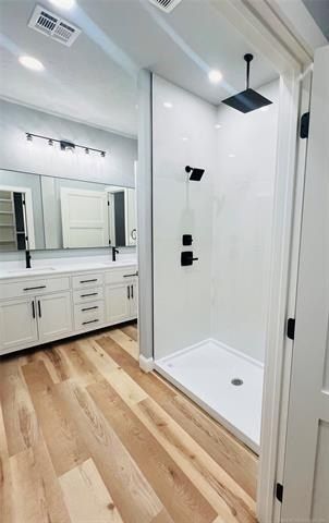 4 Tulsa Drive. Monkey Island, OK 74331