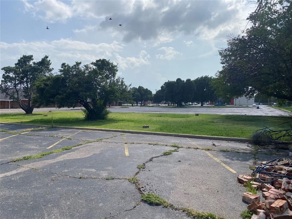 5510 S Western Avenue Unit 1. Oklahoma City, OK 73109