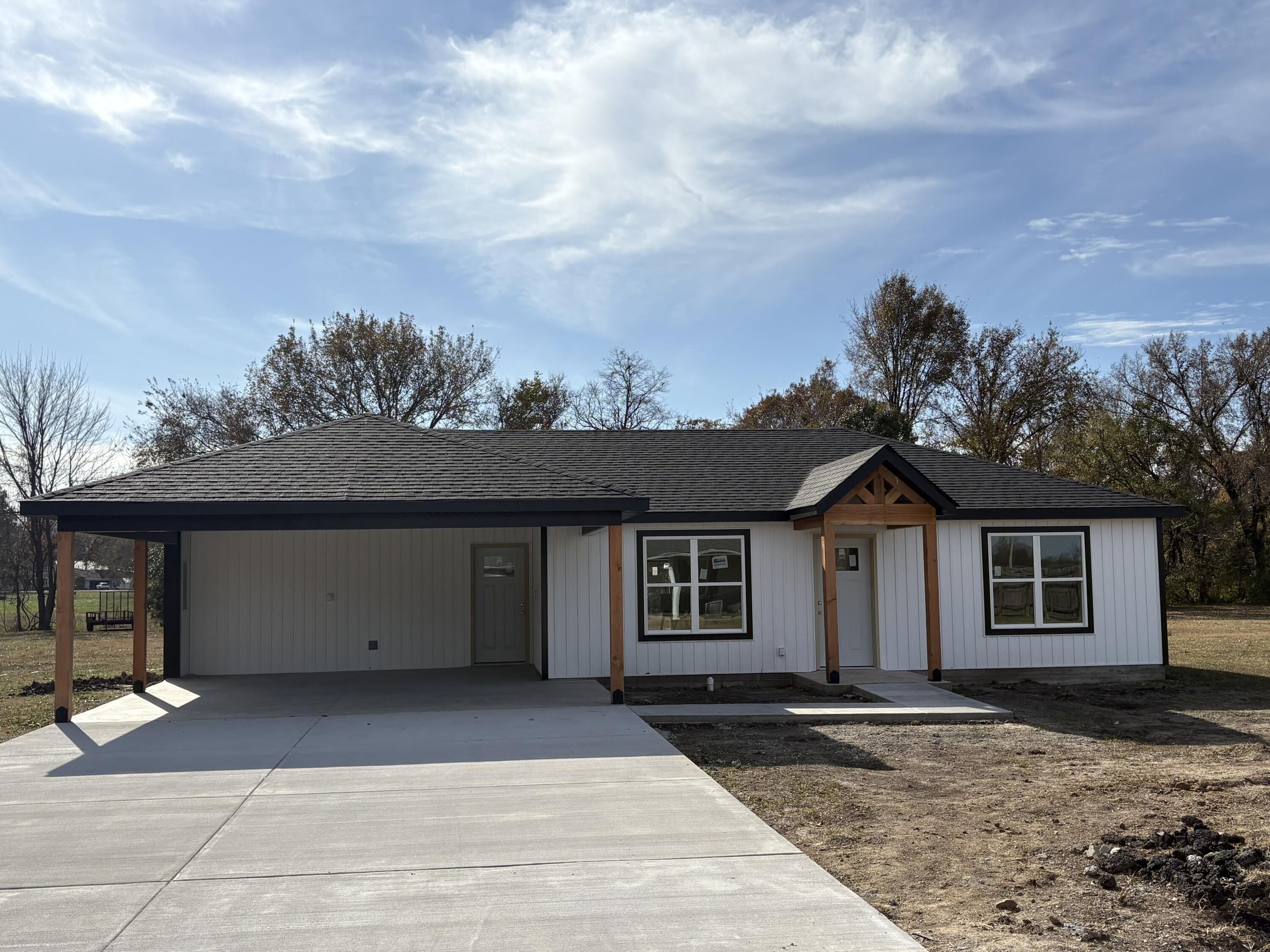 13 Quannah Drive. Fairland, OK 74343