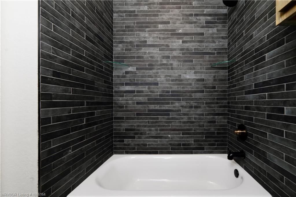 01 Sunset  Ln. Vian, OK 74962