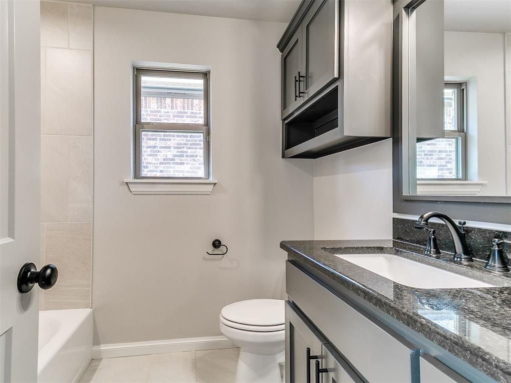 9216 Sw 44Th Terrace. Oklahoma City, OK 73179